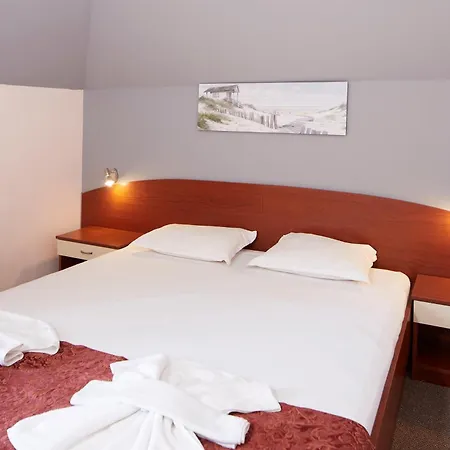 киров 4* Равда