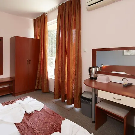 Guest house Kirov Ravda